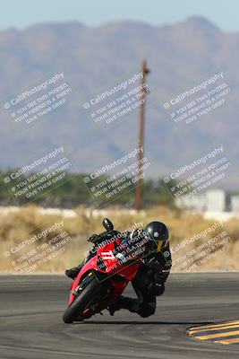 media/Oct-17-2024-Racers Edge (Thu) [[f51934c085]]/B Group/Session 4 (Turn 16)/